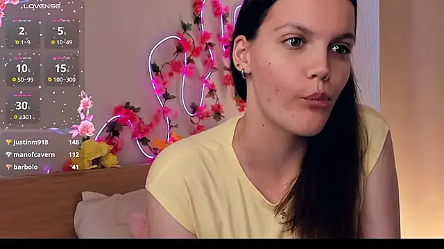 TessieBarriault online show from 30, 6, 2026