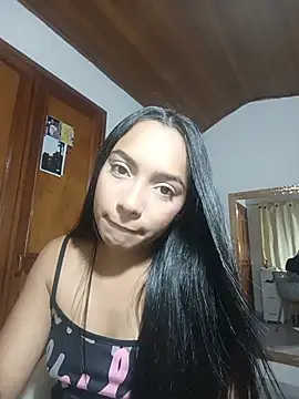 xcleila online show from 2, 6, 2026