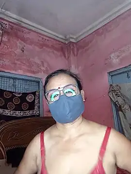 MoonLusty online show from 17, 6, 2026