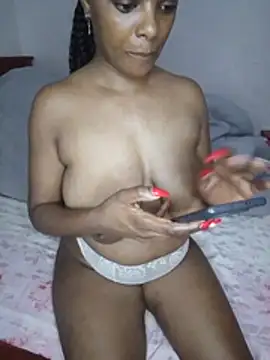 creamiequeen online show from 11, 6, 2026