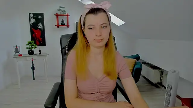 CamelliaStone online show from 13, 7, 2026