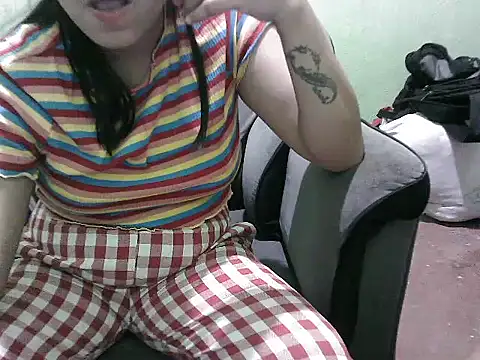 Snapshot of MommyRose28 chatting on 30, 5, 2026 MommyRose28 online show from 30, 5, 2026
