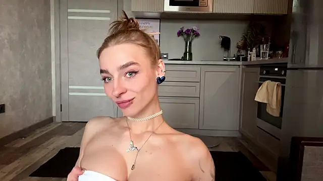 amilia-sexygirl online show from 29, 5, 2026