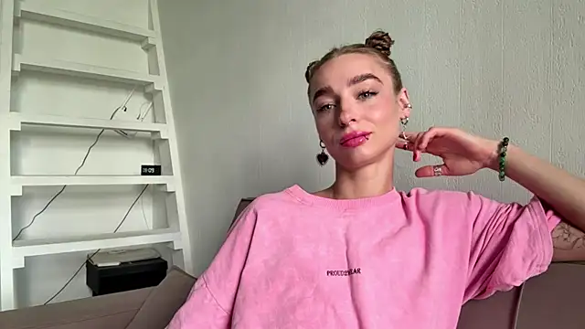 Snapshot of amilia-sexygirl chatting on 21, 6, 2026 amilia-sexygirl online show from 21, 6, 2026