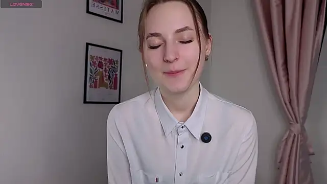 Snapshot of LeishaChamblee chatting on 22, 6, 2026 LeishaChamblee online show from 22, 6, 2026