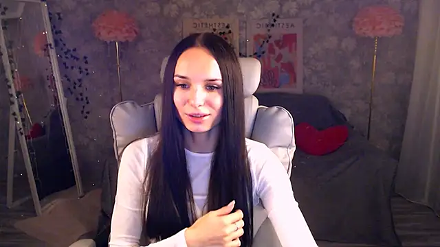 NicoleMerz online show from 30, 6, 2026