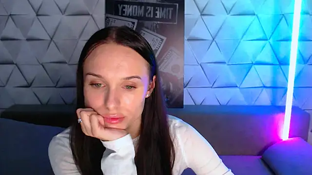 NicoleMerz online show from 28, 5, 2026