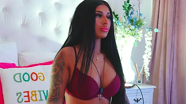 LaylaVixenn online show from 16, 6, 2026