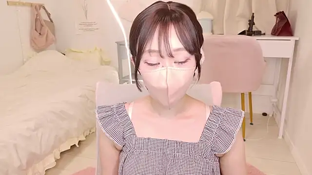 YURInya  online show from 11, 6, 2026