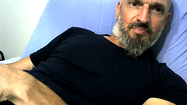 Snapshot of el_pirata_bueno chatting on 6, 7, 2026 el pirata bueno online show from 6, 7, 2026