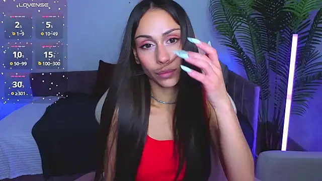 Snapshot of Petite_Moly chatting on 19, 6, 2026 Petite Moly online show from 19, 6, 2026