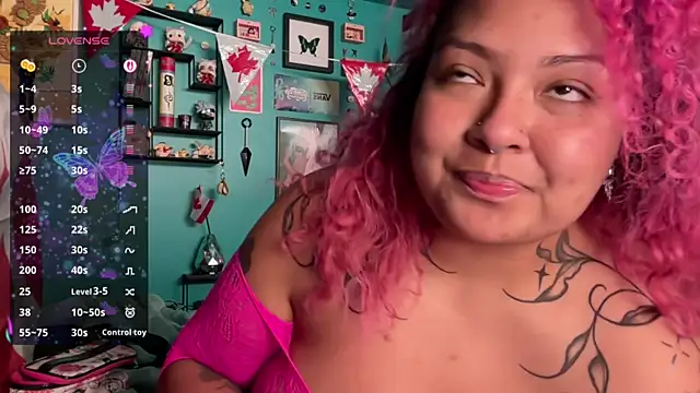 chilepinaaa online show from 4, 7, 2026
