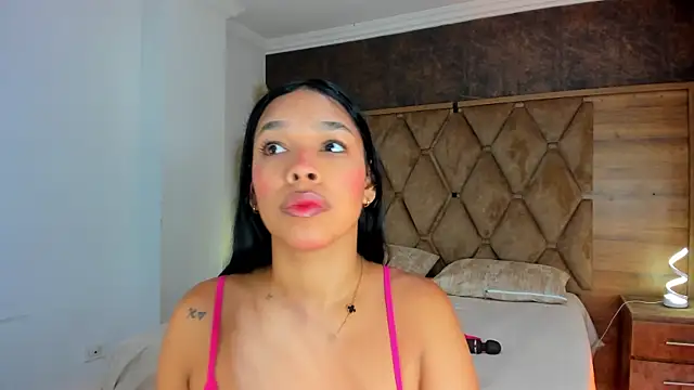 ThaliaHall 1 online show from 6, 6, 2026