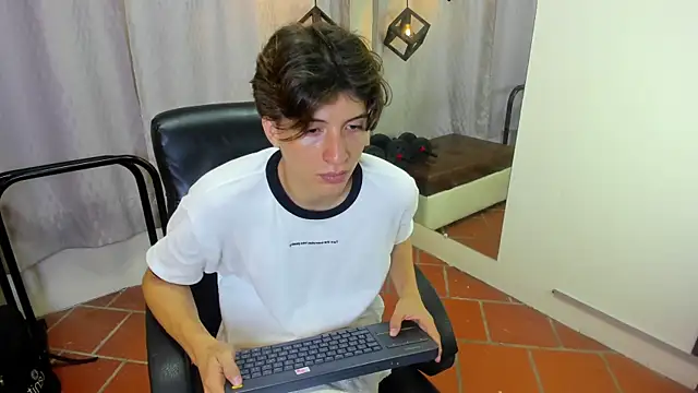 Marcoviolet online show from 10, 7, 2026