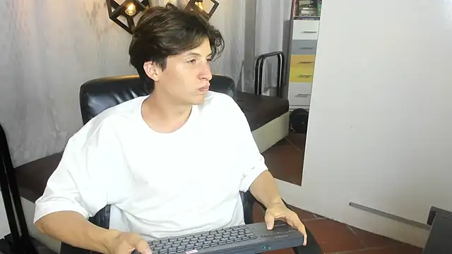 Marcoviolet online show from 2, 7, 2026