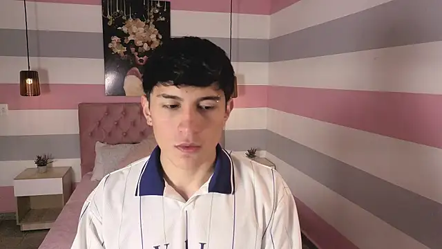 ryan valentino online show from 1, 7, 2026