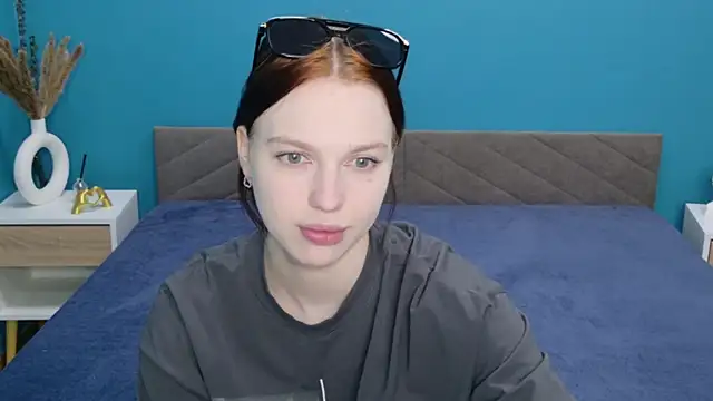 Nora Finch online show from 12, 6, 2026