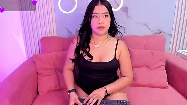 Snapshot of LizzyBrooks1 chatting on 1, 7, 2026 LizzyBrooks1 online show from 1, 7, 2026