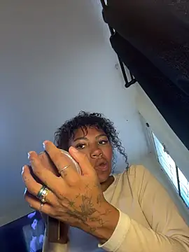 Zafiro fire online show from 17, 6, 2026