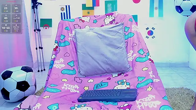 Snapshot of lulu_petite chatting on 10, 7, 2026 lulu petite online show from 10, 7, 2026