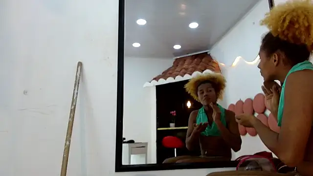 AshleySofiaThenison online show from 3, 7, 2026