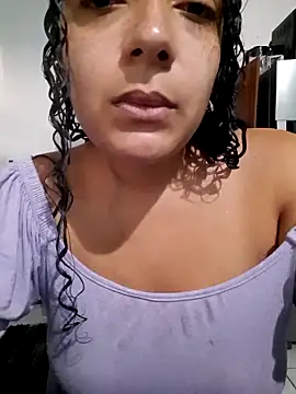 Snapshot of bruninhasurfi chatting on 10, 6, 2026 bruninhasurfi online show from 10, 6, 2026