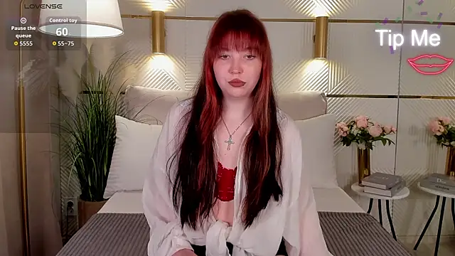 Snapshot of Hyuna_Flowers chatting on 8, 7, 2026 Hyuna Flowers online show from 8, 7, 2026