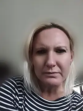 Isabelle Cora online show from 20, 6, 2026