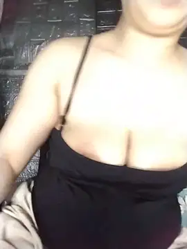 Snapshot of Lindaa68 chatting on 29, 5, 2026 Lindaa68 online show from 29, 5, 2026