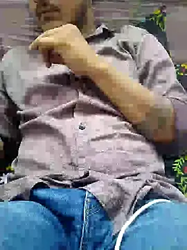 Snapshot of Dakuu_A chatting on 8, 7, 2026 Dakuu A online show from 8, 7, 2026