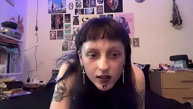 Snapshot of batzy666 chatting on 29, 5, 2026 batzy666 online show from 29, 5, 2026