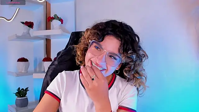 emilymjs  online show from 31, 5, 2026