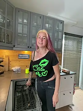 GermanMilfJasmin online show from 14, 6, 2026