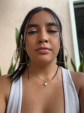 HaileyBieber  online show from 9, 7, 2026