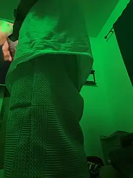 Snapshot of neonginger chatting on 19, 6, 2026 neonginger online show from 19, 6, 2026