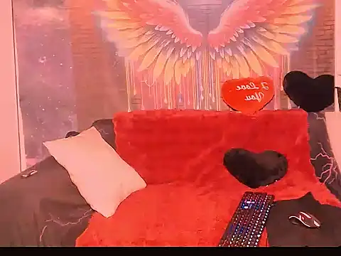 Snapshot of PetiteTeeen69 chatting on 10, 6, 2026 PetiteTeeen69 online show from 10, 6, 2026
