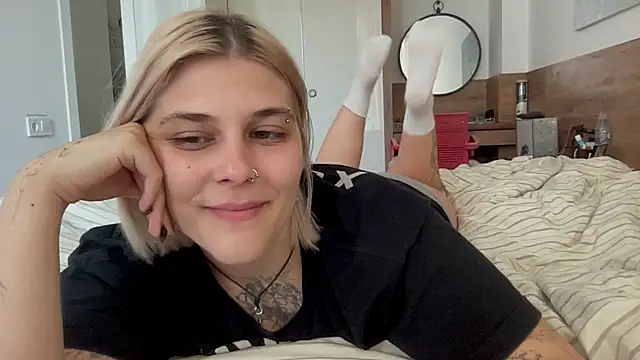 Ella Bloom online show from 11, 7, 2026