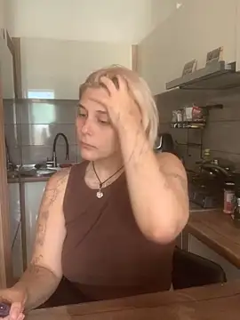 Ella Bloom online show from 14, 6, 2026