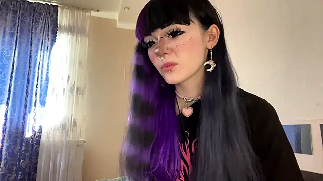 HolyCute online show from 21, 6, 2026
