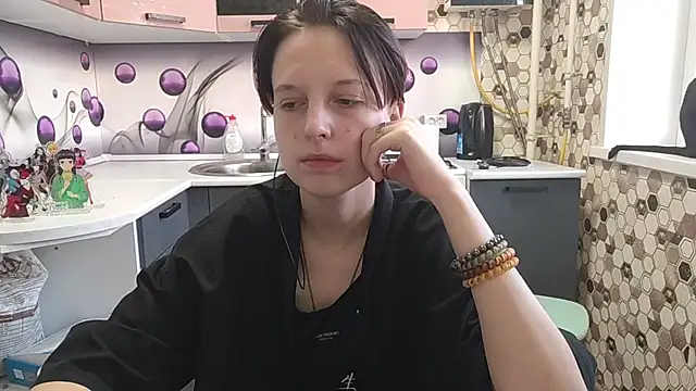 Snapshot of Saranade chatting on 12, 6, 2026 Saranade online show from 12, 6, 2026