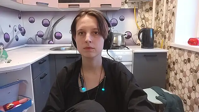 Snapshot of Saranade chatting on 24, 6, 2026 Saranade online show from 24, 6, 2026