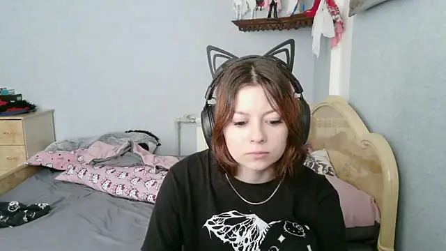 AlessiaViolet online show from 3, 7, 2026