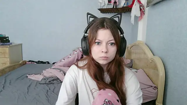 AlessiaViolet online show from 6, 7, 2026
