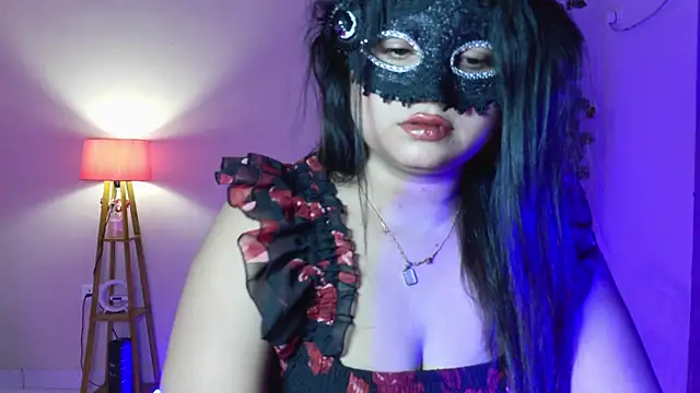 Red Heart  online show from 16, 7, 2026