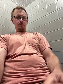Snapshot of Hardpaul85 chatting on 10, 7, 2026 Hardpaul85 online show from 10, 7, 2026