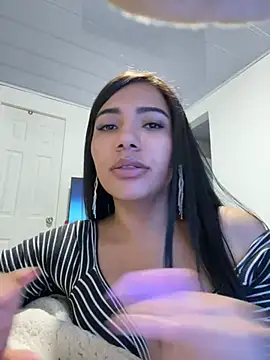 Snapshot of Caro_Mildrey chatting on 10, 7, 2026 Caro Mildrey online show from 10, 7, 2026