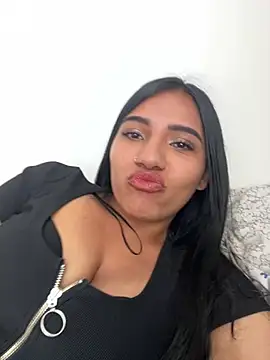 Caro Mildrey online show from 3, 6, 2026
