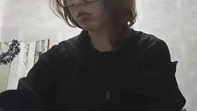 Snapshot of OliviaMoment chatting on 14, 7, 2026 OliviaMoment online show from 14, 7, 2026