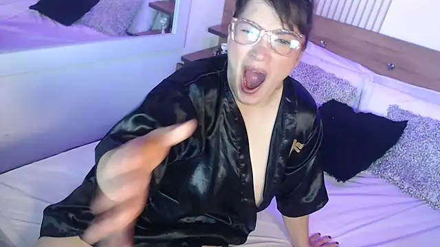 ValentinaGreyy online show from 27, 6, 2026
