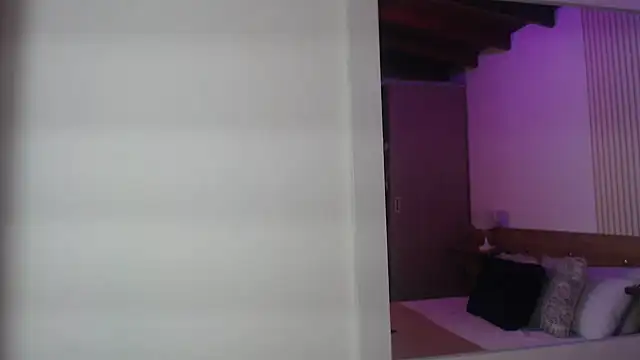 ValentinaGreyy online show from 8, 7, 2026